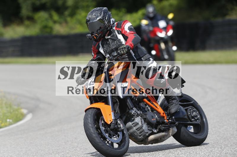 Archiv-2025/22 06.06.2025 DISCOVER the BIKE ADR/Bike 1 gruen/52